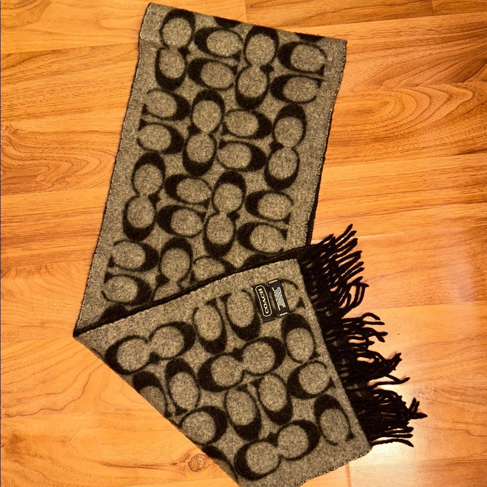 Authentic Coach Monogram Brown Reversible Scarf W… - image 3